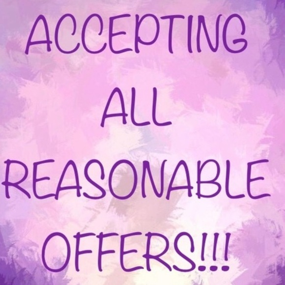 MAKE OFFER TODAY…..CLOSING CLOSET MAY 12! - Picture 1 of 1